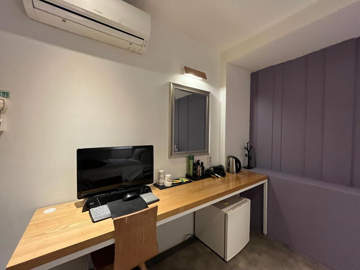 Hotel Yaja Hwajeong Station Goyang Bagian luar foto