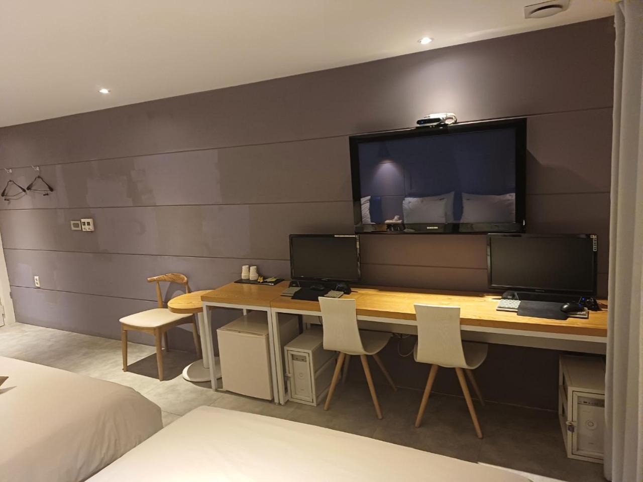 Hotel Yaja Hwajeong Station Goyang Bagian luar foto